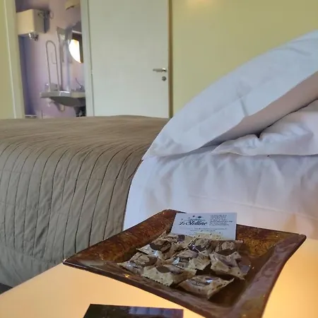 Villaggio Le Stelline 호텔 몬테팔코