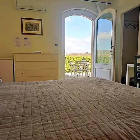 Villaggio Le Stelline 3* 蒙特法尔科