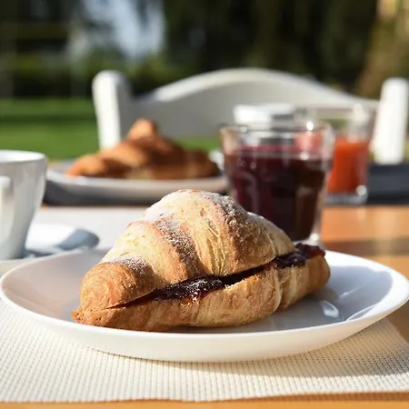 호텔 Villaggio Le Stelline 3*