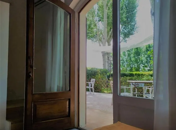 Villaggio Le Stelline ホテル モンテファルコ